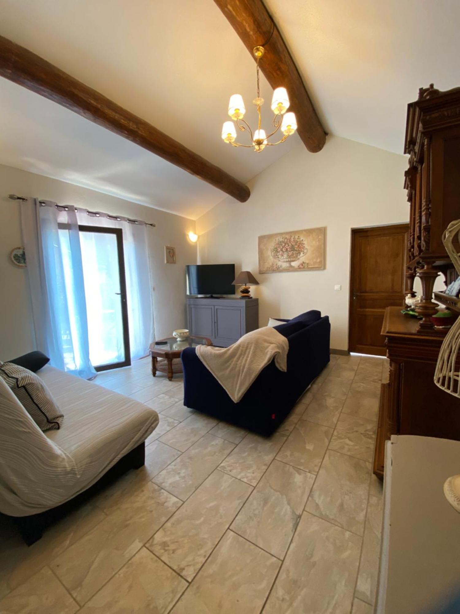 Вилла La Petite Garrigue Merindol Экстерьер фото
