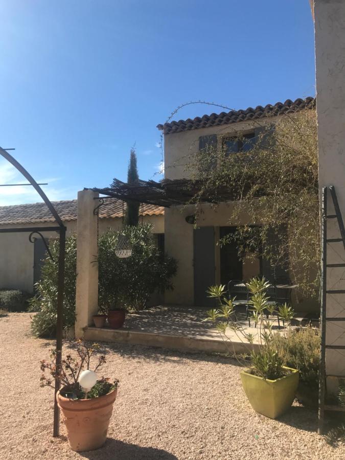 Вилла La Petite Garrigue Merindol Экстерьер фото