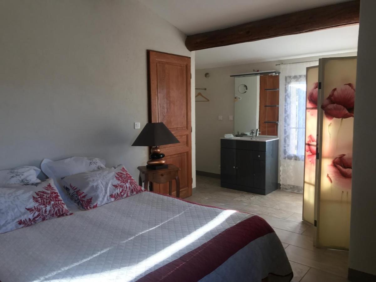 Вилла La Petite Garrigue Merindol Экстерьер фото